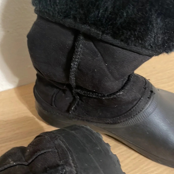Black Faux Fur Winter Bloots size size 9 - Picture 12 of 16
